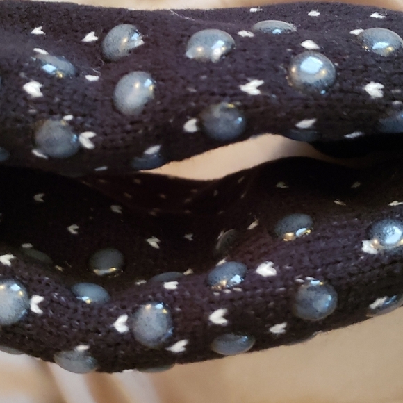 Black Faux Sherpa Knit Slipper Socks with Fairisle Deer Pattern & Traction Dots - Picture 3 of 5